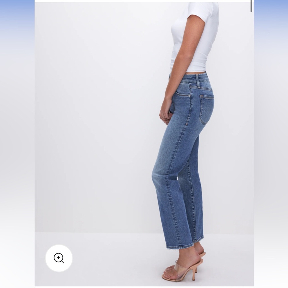 Good American Good Curve Straight Jeans